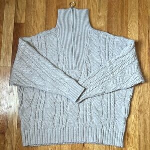 Great condition! Topshop quarter zip cable knit sweater